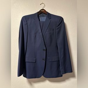 Boss 38R Navy Slim Fit Suit